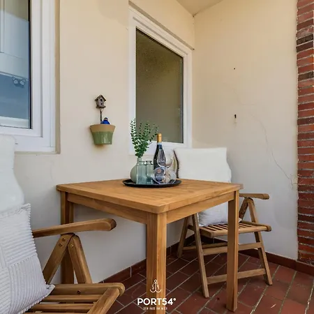 Auster Apartment