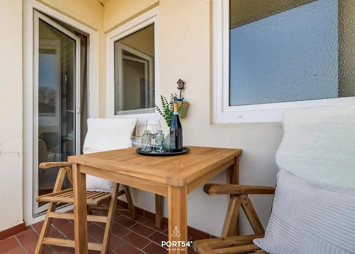 Auster Apartman